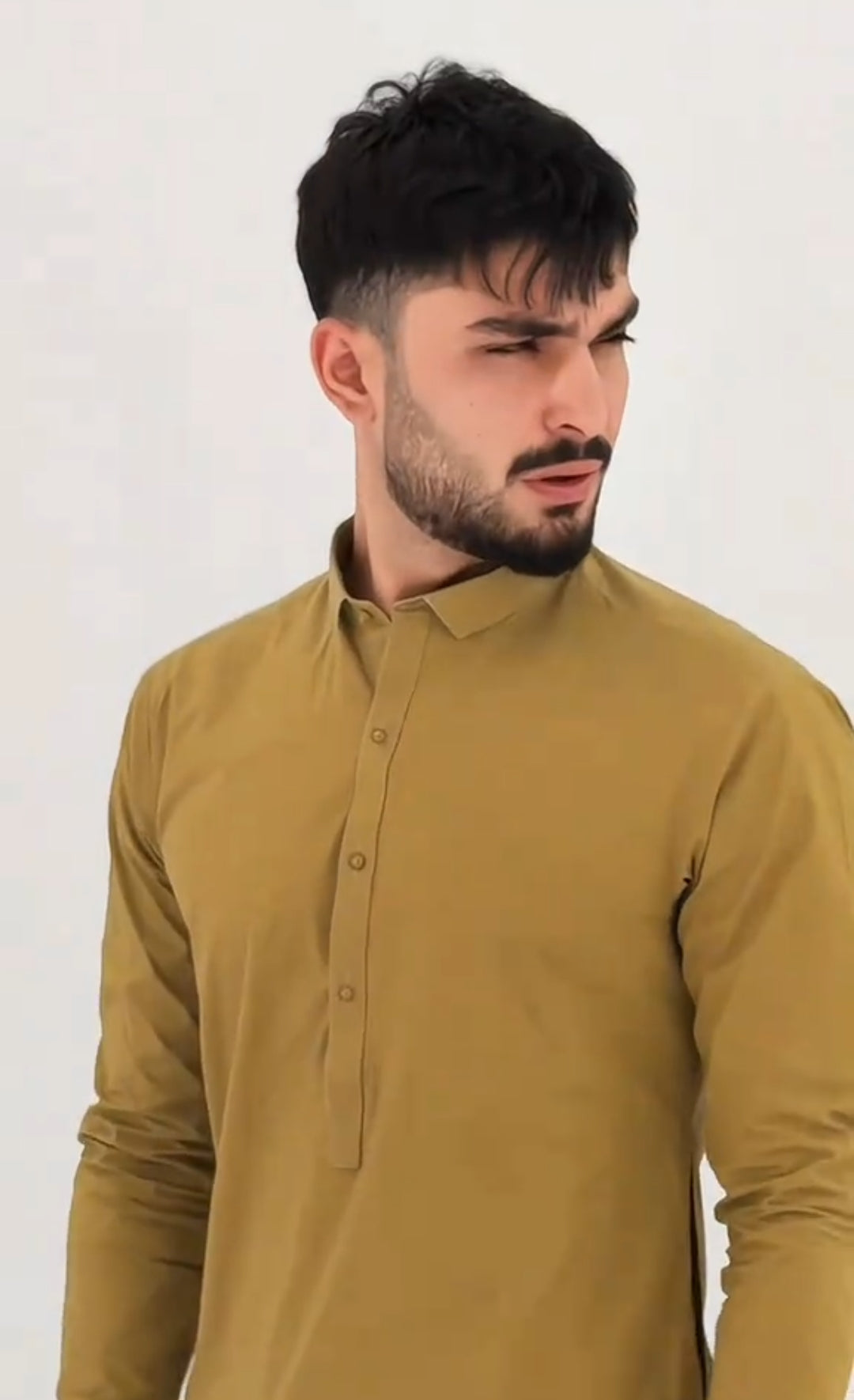 Gold Article Raja Fabric Signature